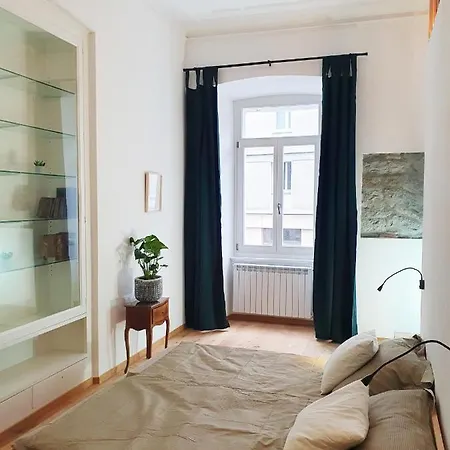 Apartment Larco Living 3