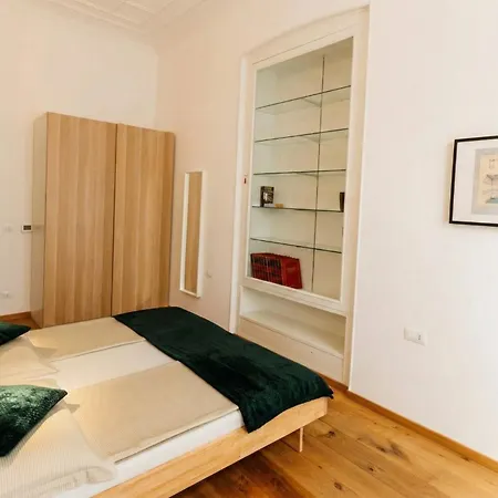 Larco Living 3 Apartamento Trieste